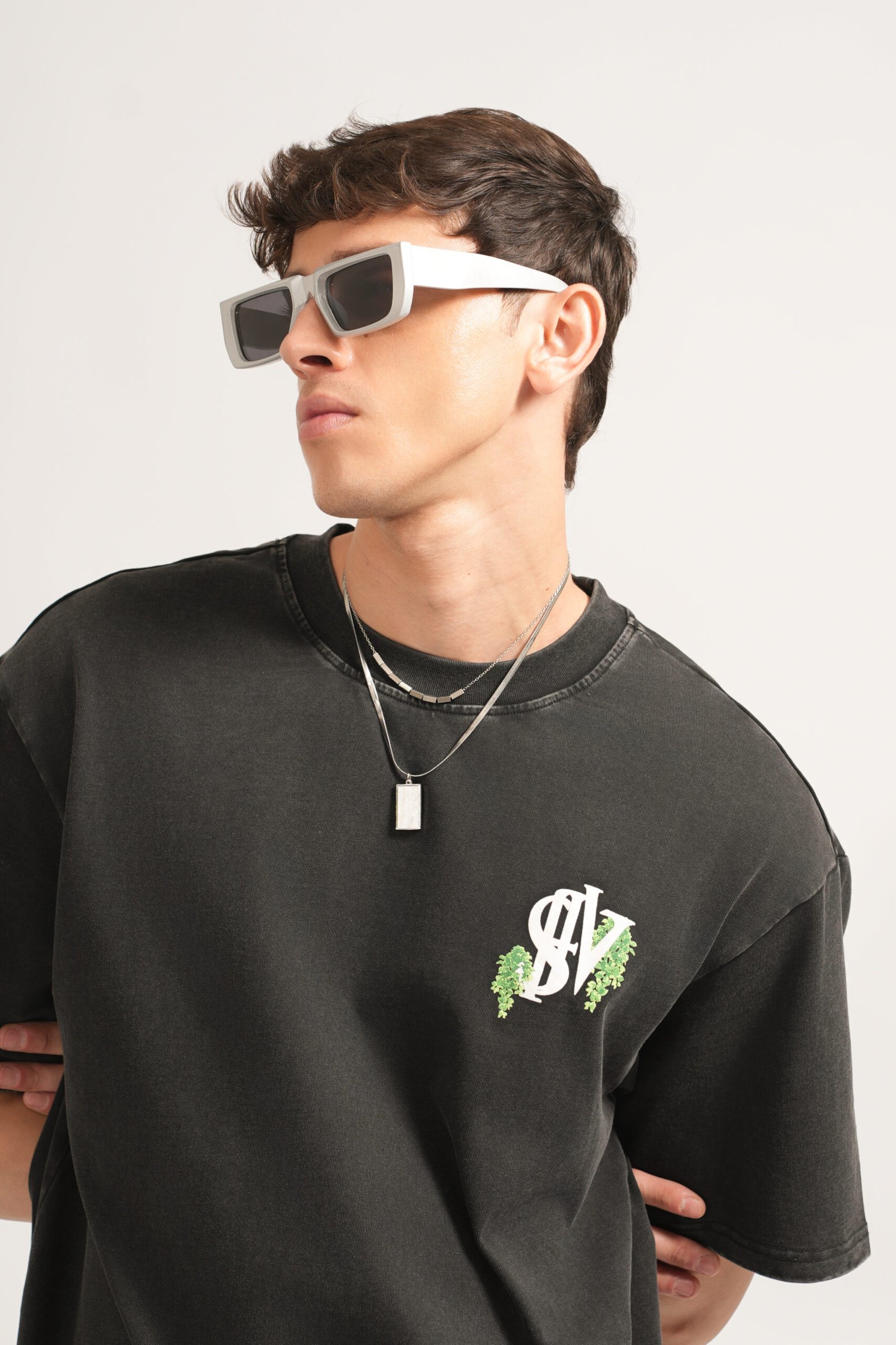 Black Acid Gate Oversized T-Shirt – 260 GSM Pure Cotton - Image 2